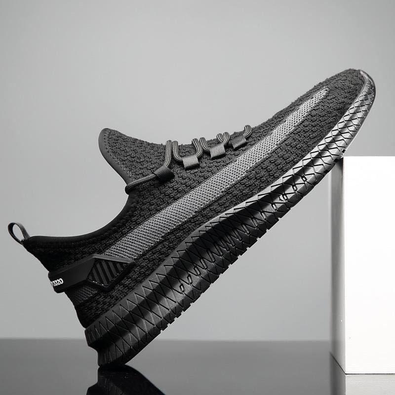 Men Lightweight Summer Running Shoes Breathable Slip On Sneakers