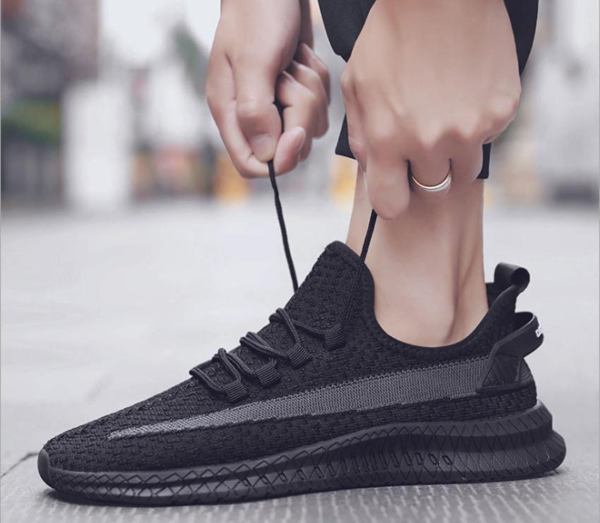 Men Lightweight Summer Running Shoes Breathable Slip On Sneakers